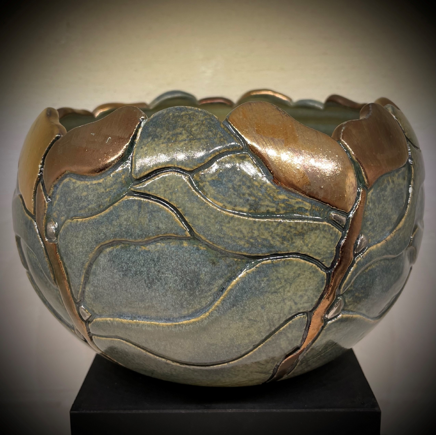 åben mellem gobbel med metal | Keramik